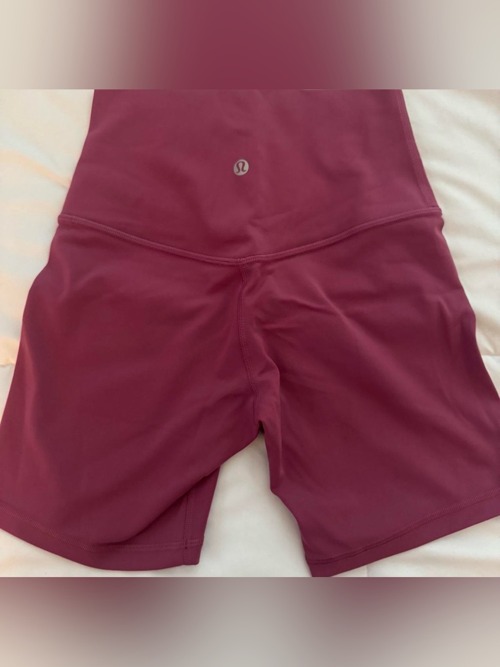 LIKE NEW 6” Align Shorts in Dark Rose